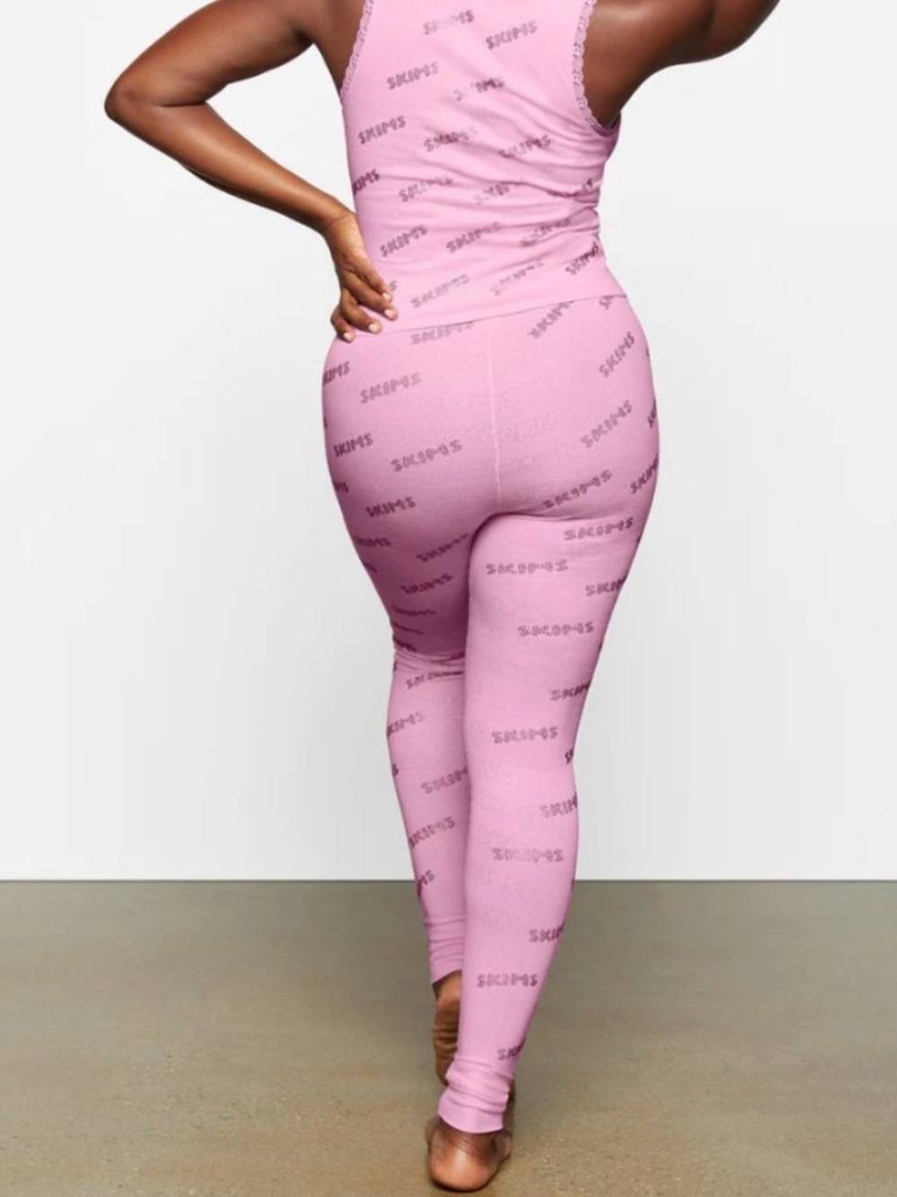 ‼️WOW‼️SKIMS Lavender Logo-Print Ribbed Leggings NWT🩷 - Picture 2 of 11